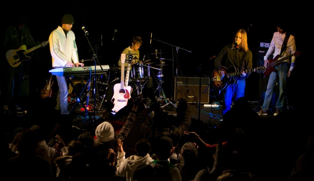Harbourlight live