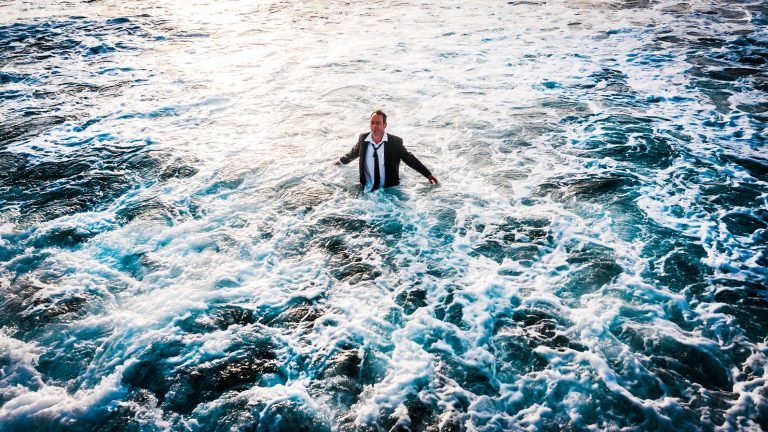Photoshoot with Troy Bishop: Behind The Scenes